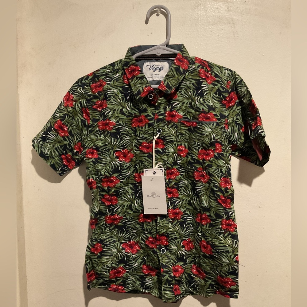 Hisbiscus Flower Pattern Button Shirt for Kids Size 6 L New With Tags!